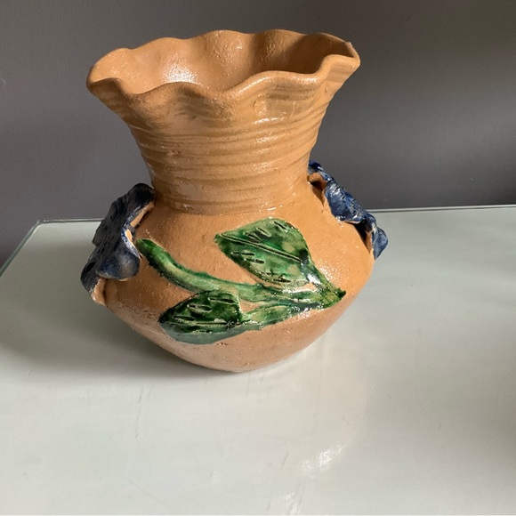 Studio Pottery Floral Vase With Flaw - Picture 4 of 7